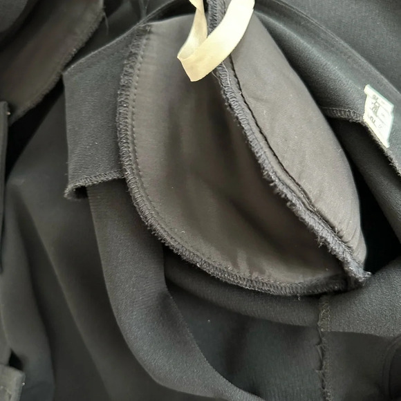 Vintage Liz Claiborne Dress Size 6 Black Knee Length Short Sleeve Cut Out - Picture 8 of 10